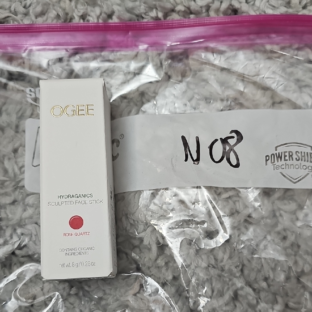 Hydraganics Sculpted Face Stick — Rose Quartz Pink NIB